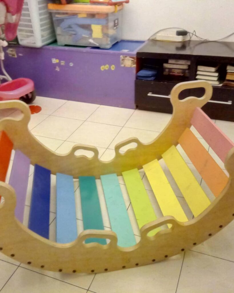 Giant Wooden Rocker XL — mainan kayu edukatif Nobie Toys