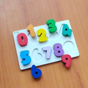 Puzzle chunky angka 0-9 — mainan kayu edukatif Nobie Toys